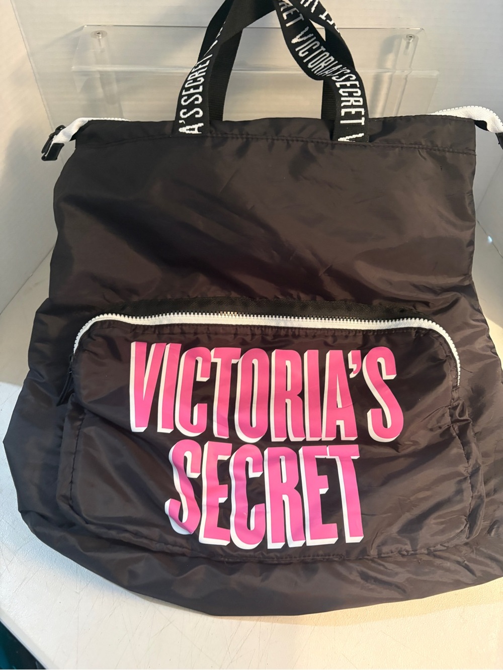 Victoria's Secret Black Backpack with Pink Logo - Picture 4 of 9